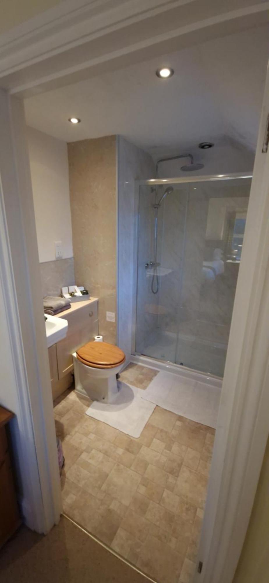 Sycamore Farm Launceston Room photo